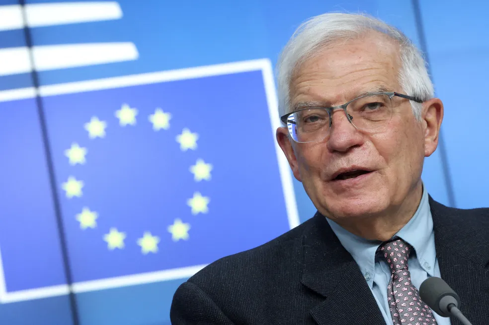 Chefe da União Europeia enfrenta bloqueio de GPS em voo e há suspeitas de envolvimento da Rússia